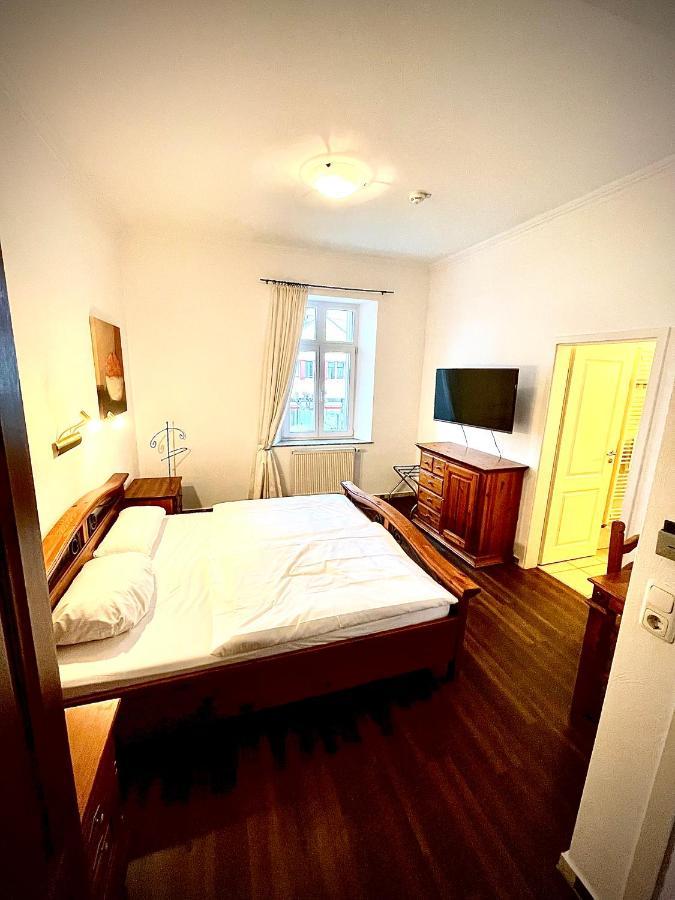 Hotel Zur Roemerbruecke 新维德 外观 照片